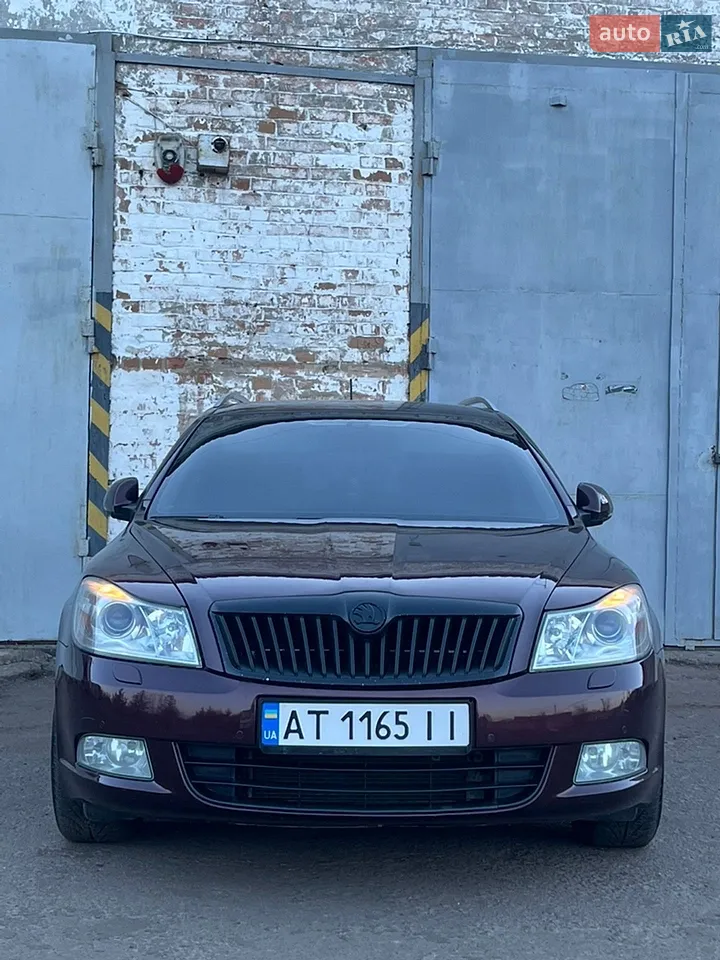 2010 Skoda Octavia - мініатюра 20