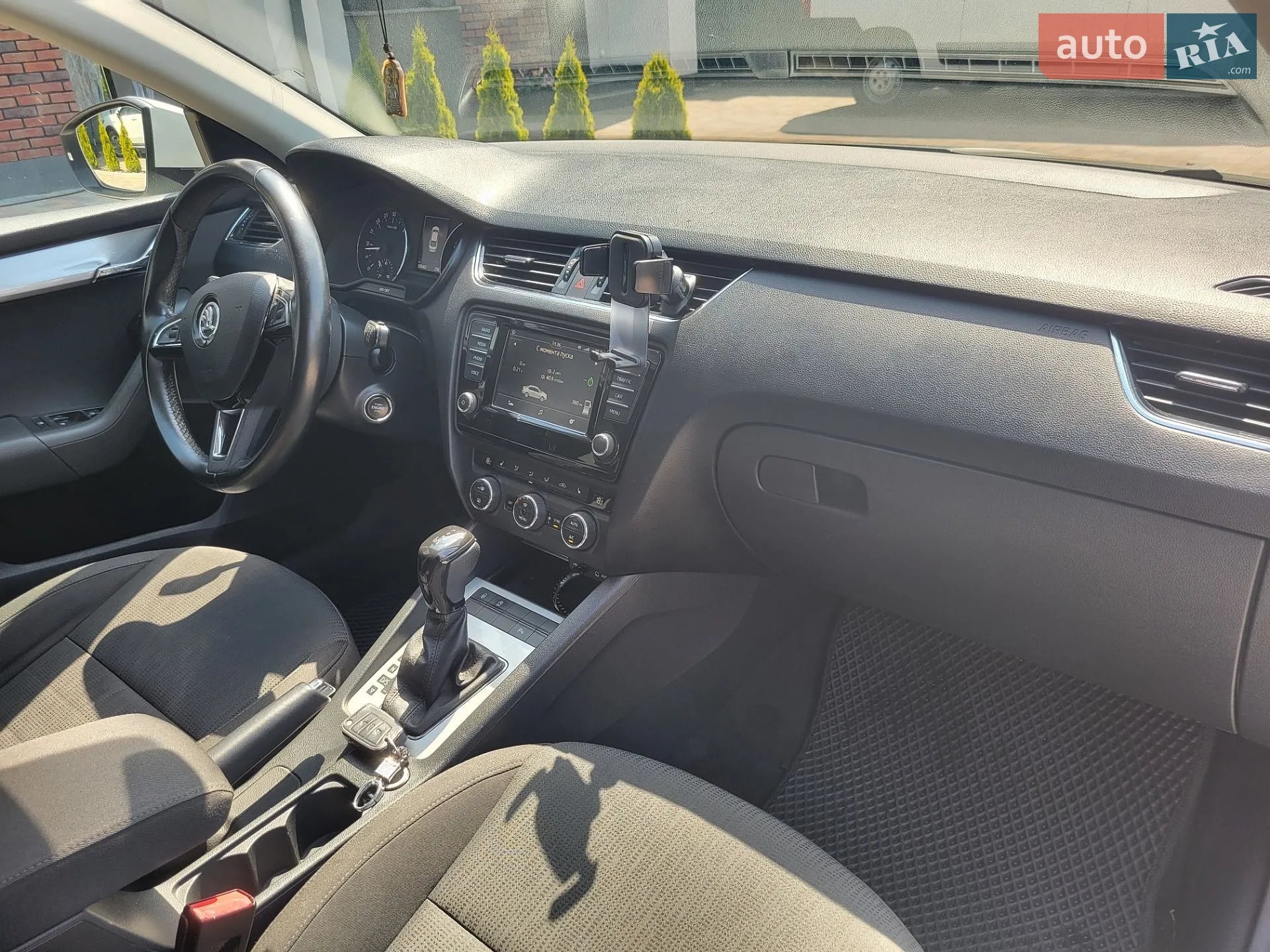 2016 Skoda Octavia - мініатюра 16