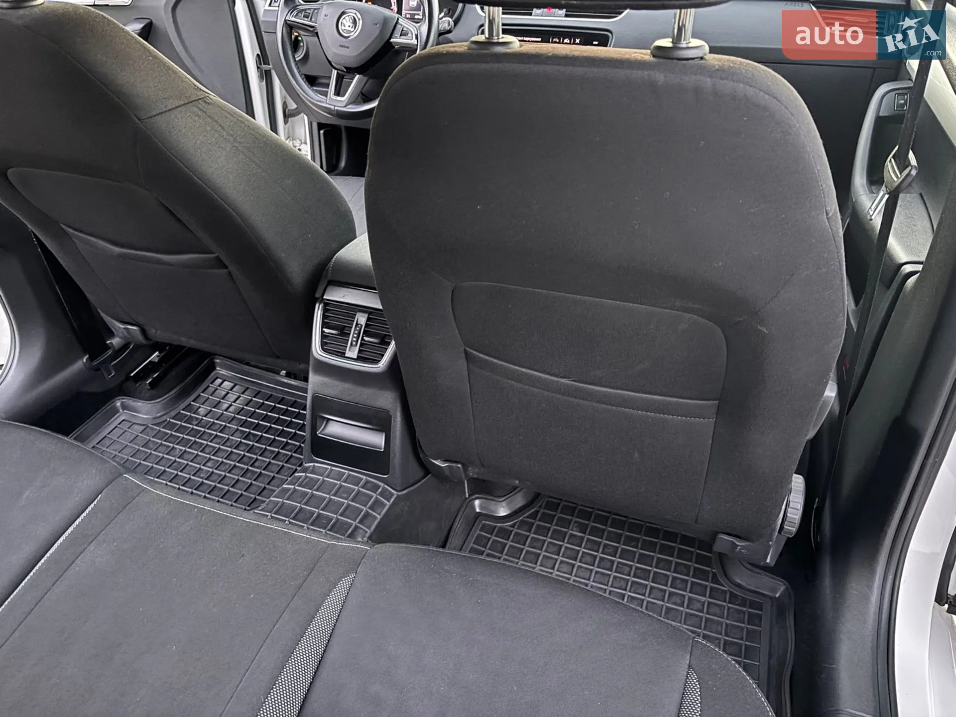 2019 Skoda Octavia - мініатюра 43