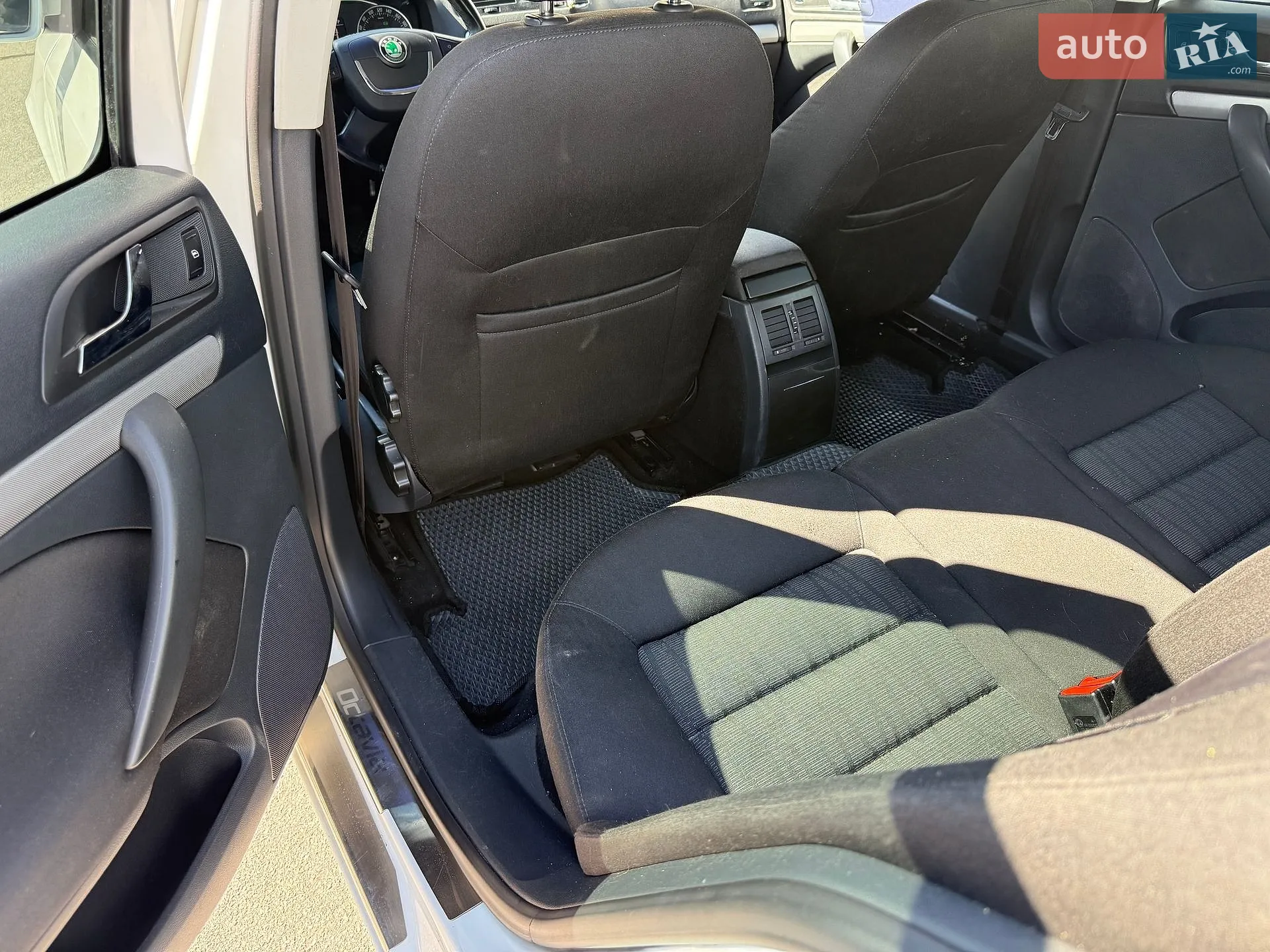 2012 Skoda Octavia - мініатюра 11