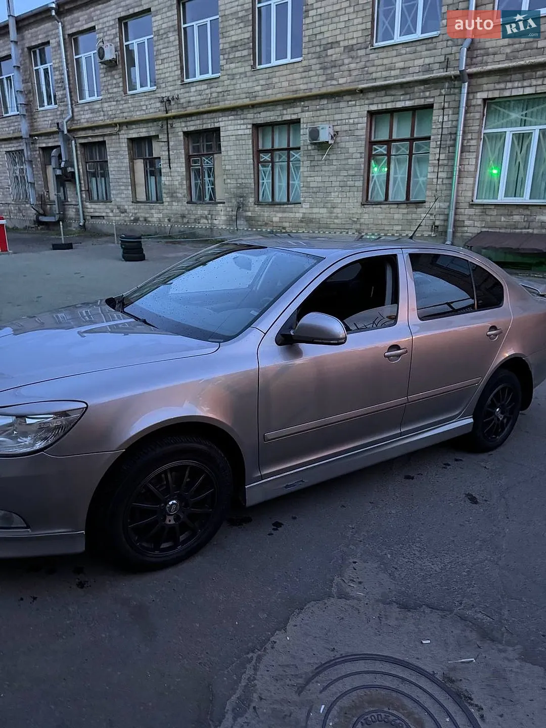 2010 Skoda Octavia - мініатюра 9