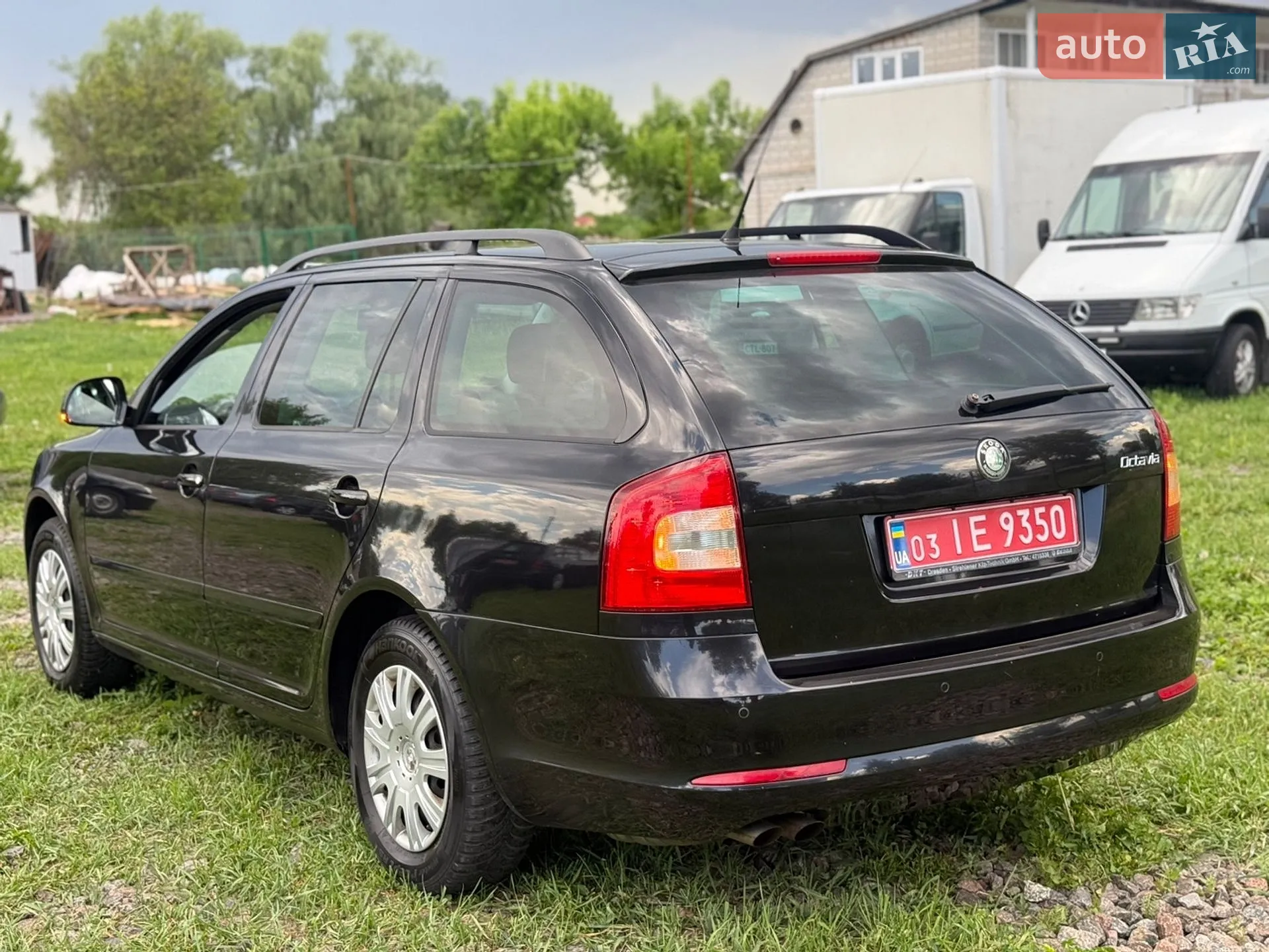 2010 Skoda Octavia - мініатюра 10