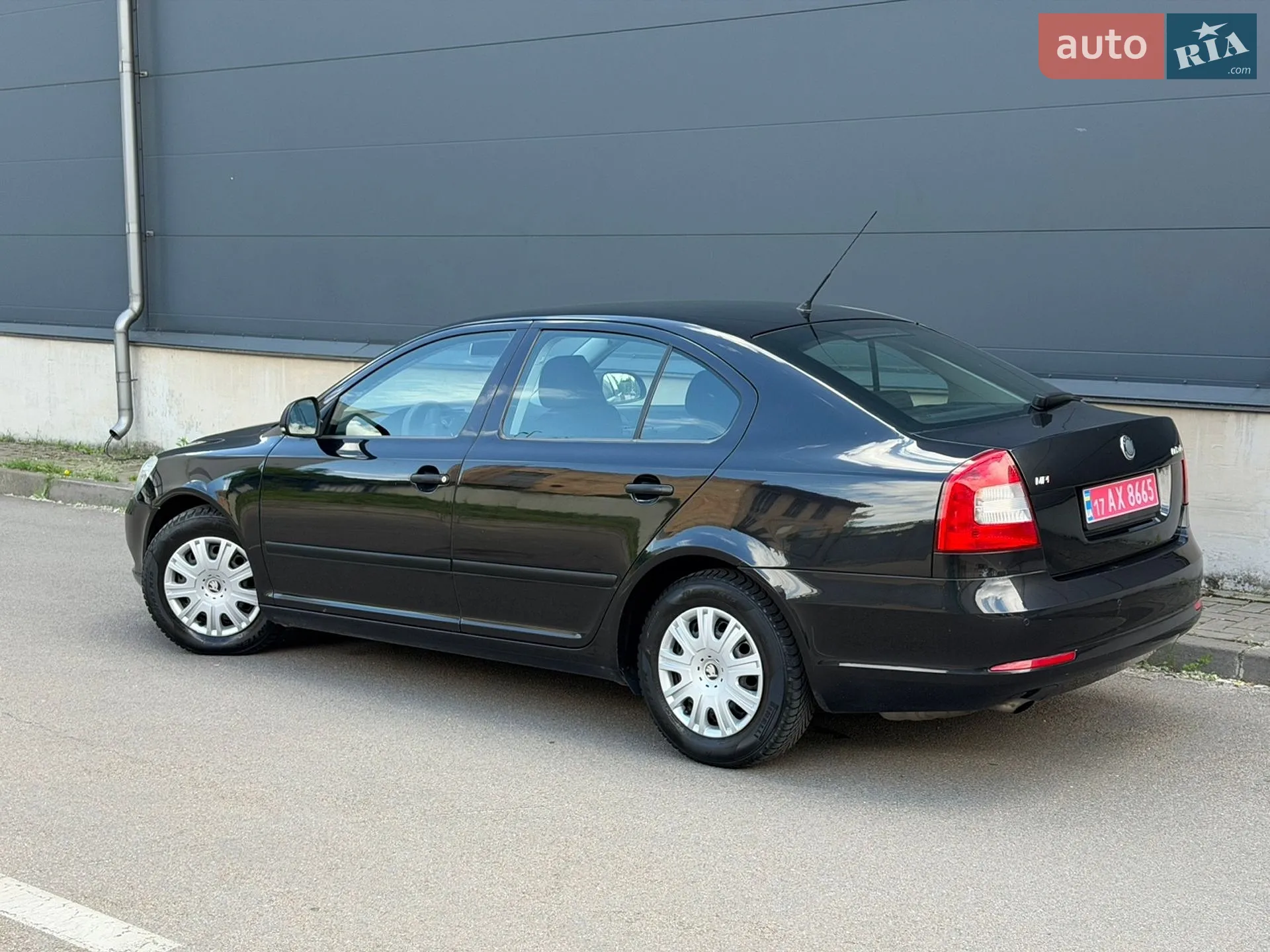 2010 Skoda Octavia - мініатюра 23