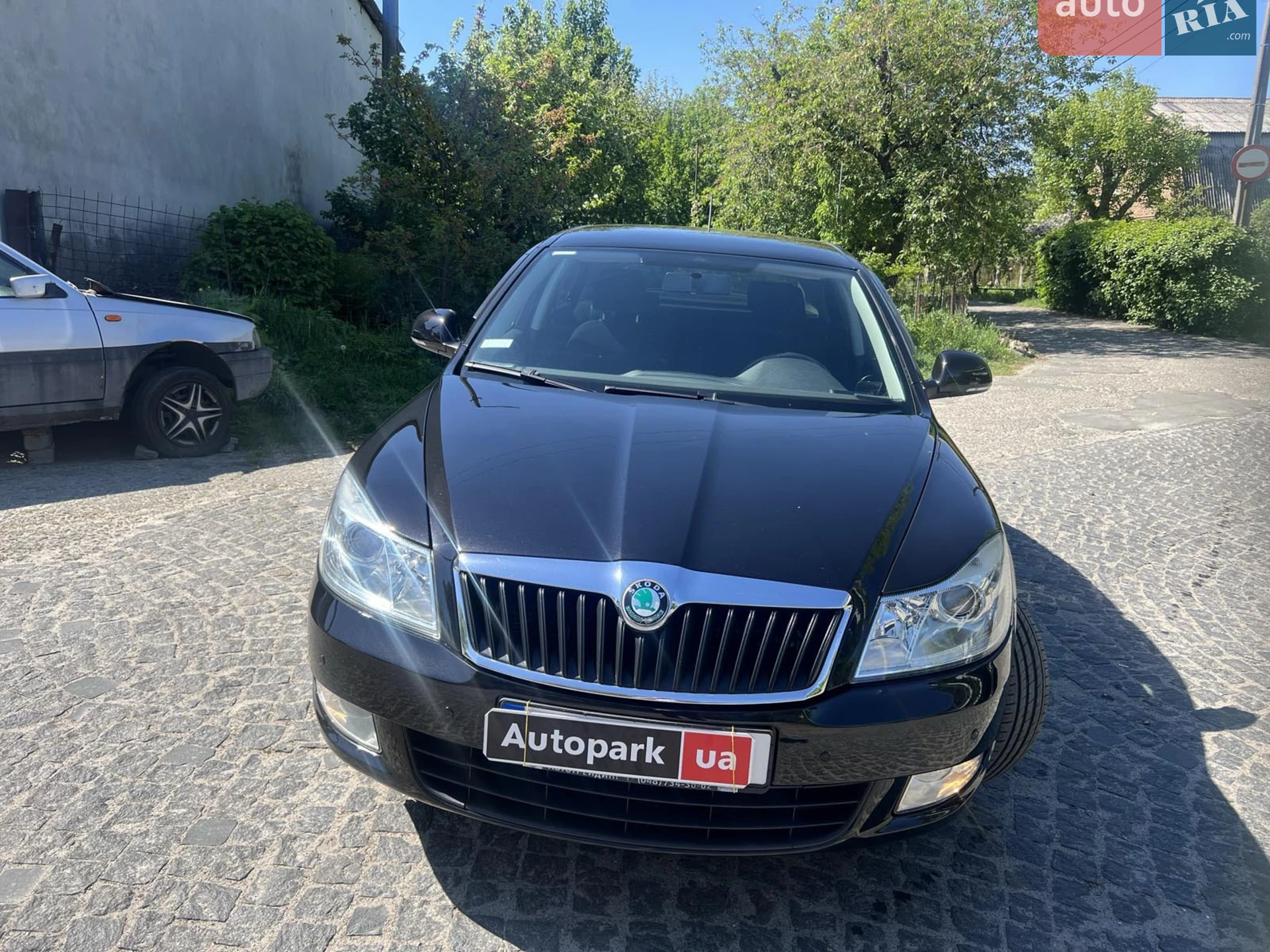 2011 Skoda Octavia - мініатюра 2