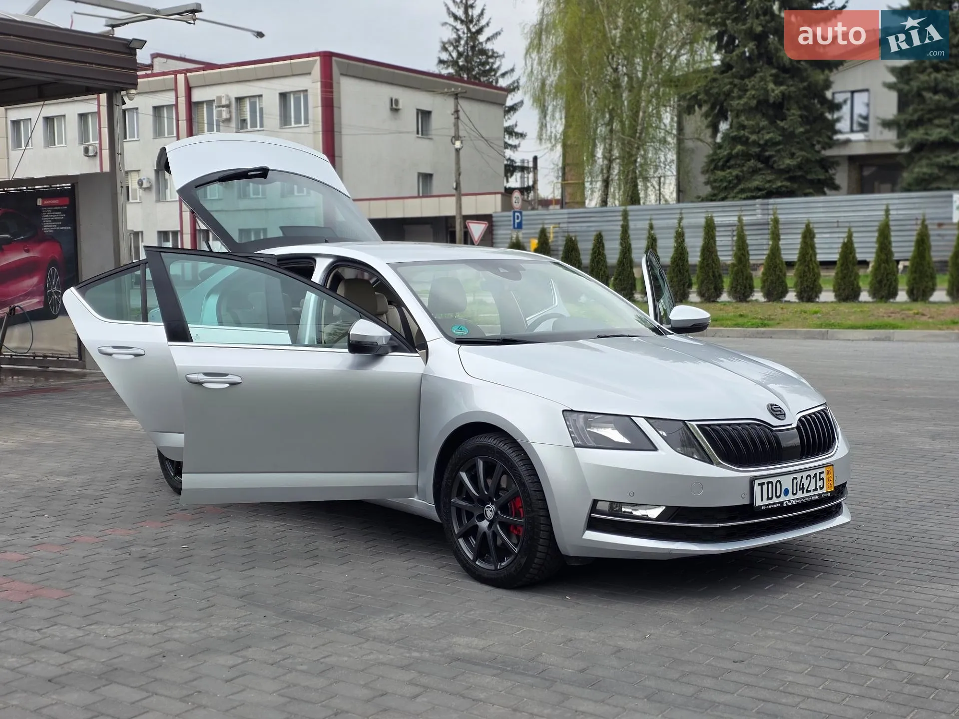 2017 Skoda Octavia - мініатюра 13