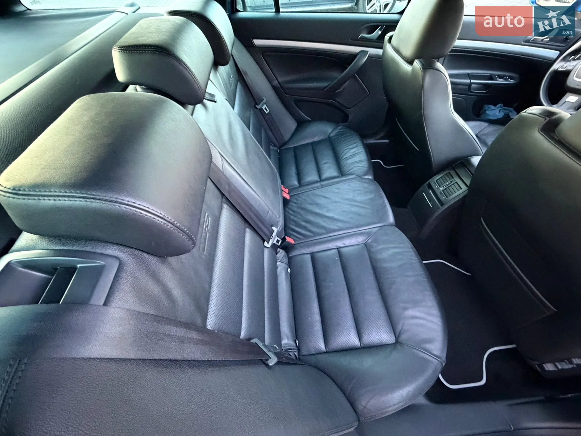 2011 Skoda Octavia - мініатюра 62