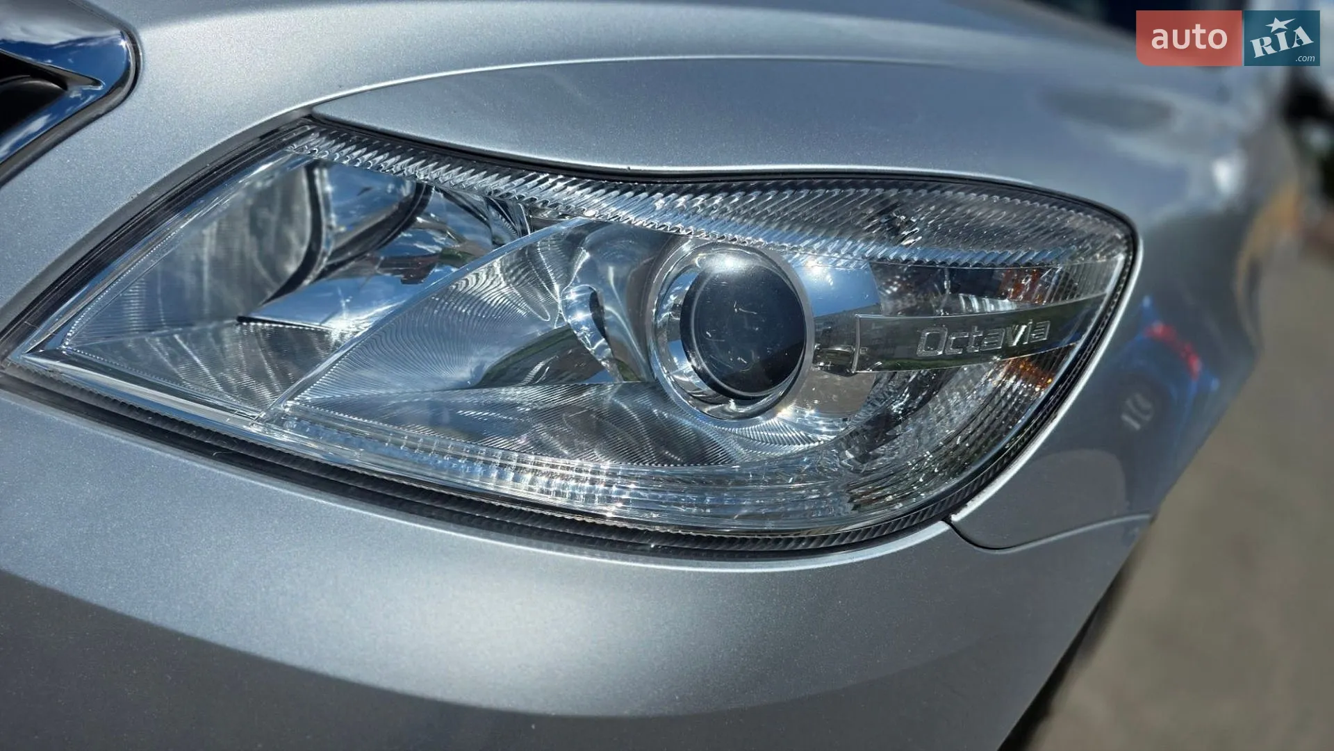 2011 Skoda Octavia - мініатюра 13