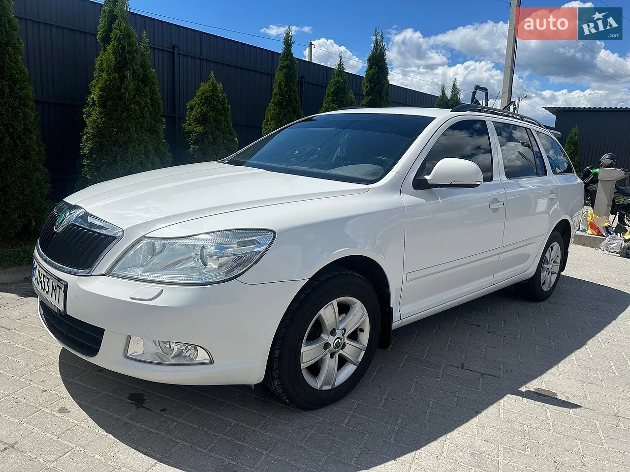 2011 Skoda Octavia - мініатюра 16