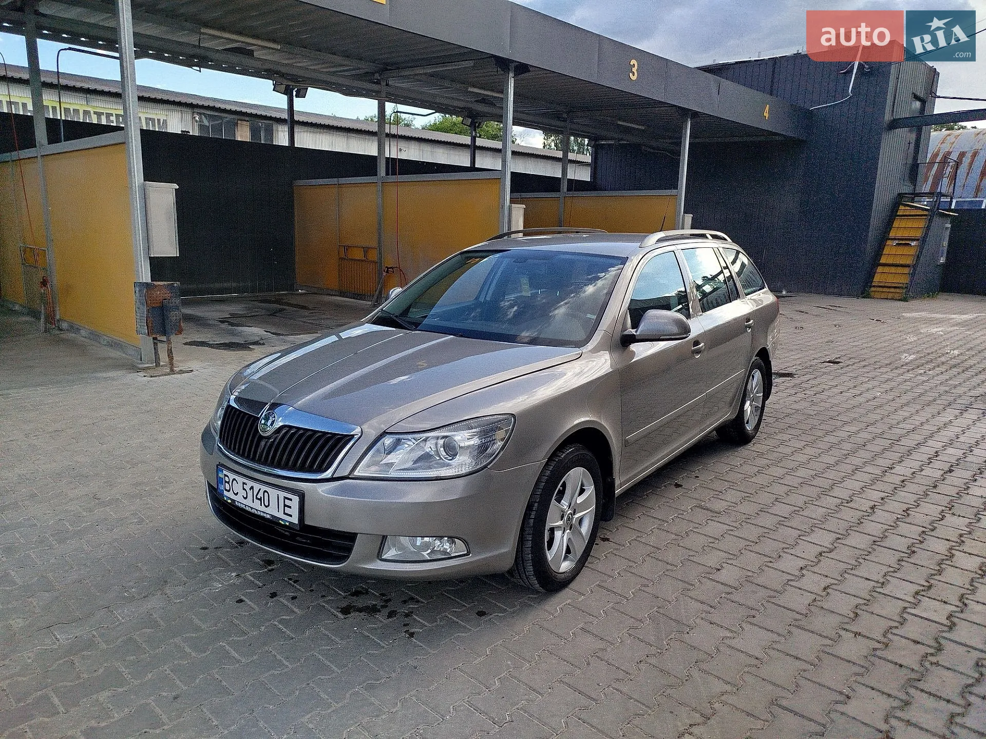 2010 Skoda Octavia - мініатюра 16