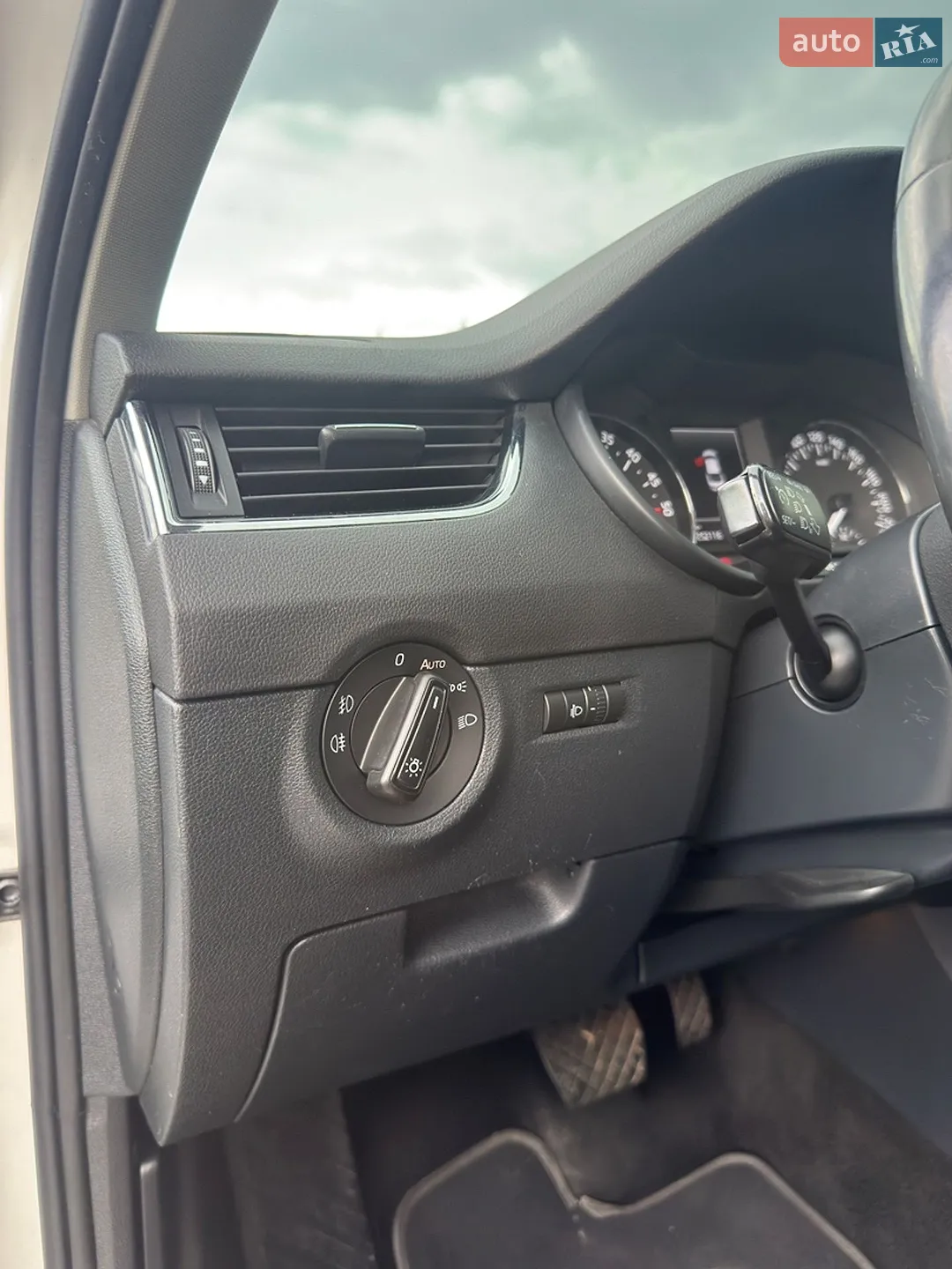 2014 Skoda Octavia - мініатюра 91