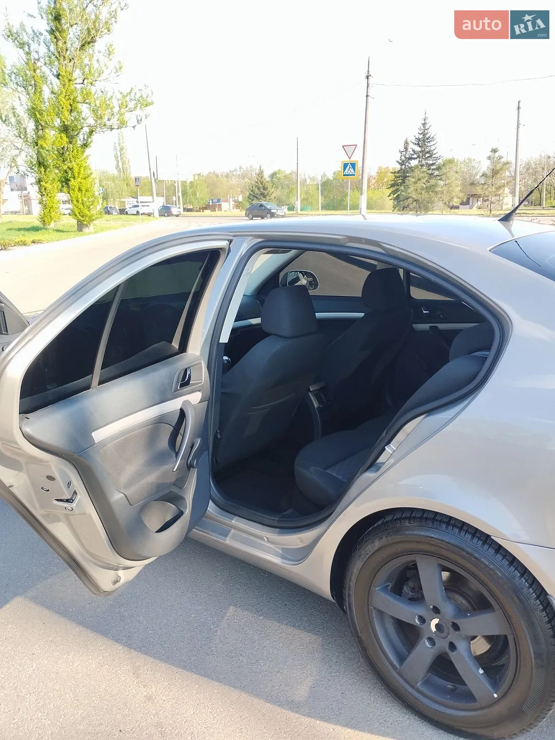 2011 Skoda Octavia - мініатюра 15