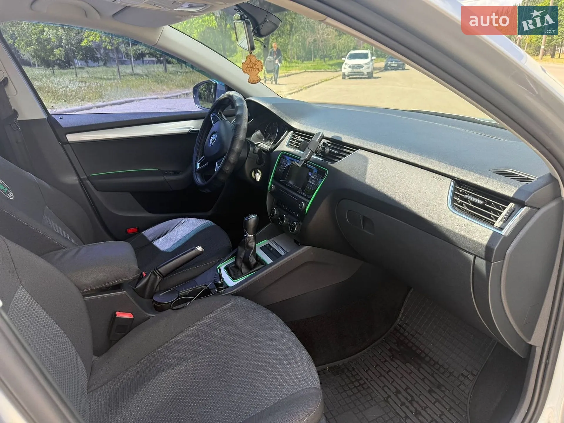 2016 Skoda Octavia - мініатюра 14