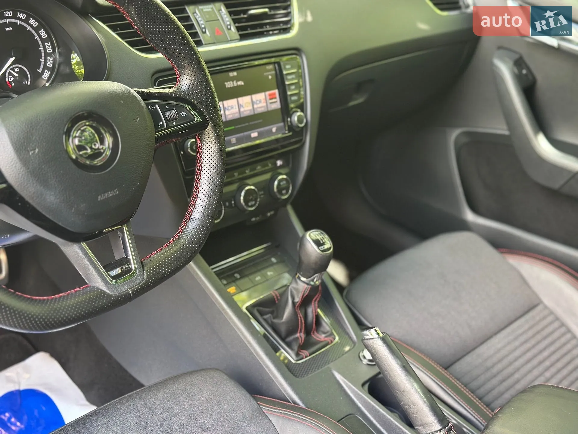 2016 Skoda Octavia - мініатюра 46