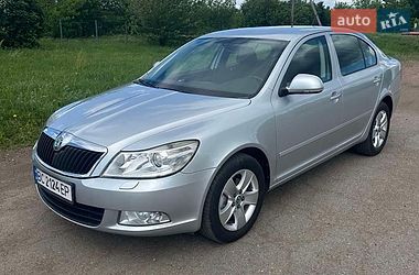 Лифтбек Skoda Octavia 2012 в Кропивницком
