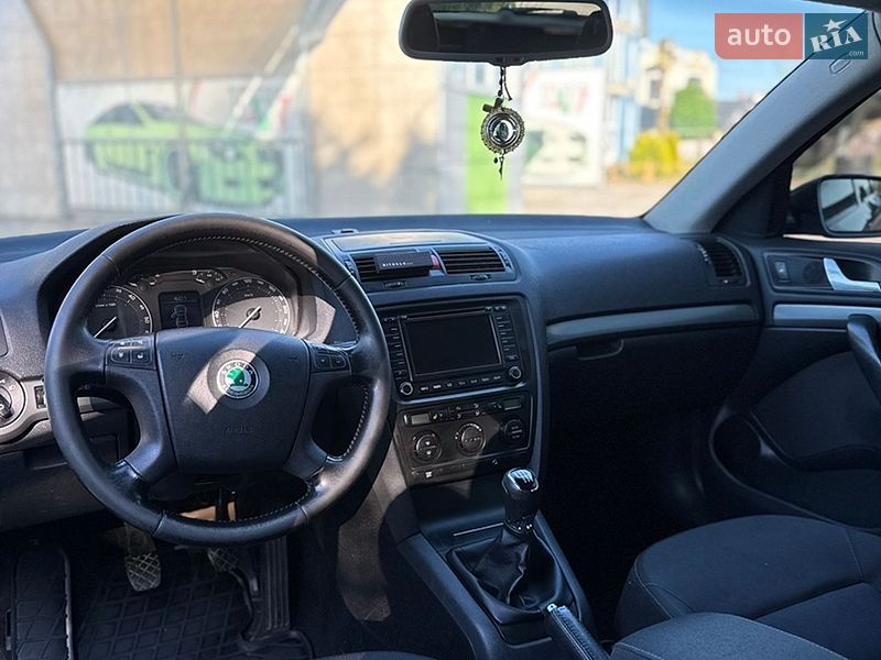 Универсал Skoda Octavia 2006 в Хусте