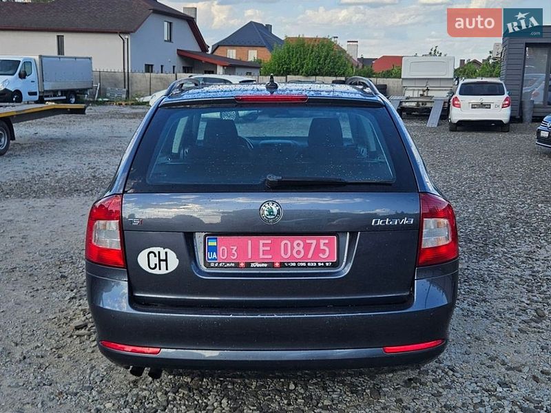 Универсал Skoda Octavia 2010 в Луцке