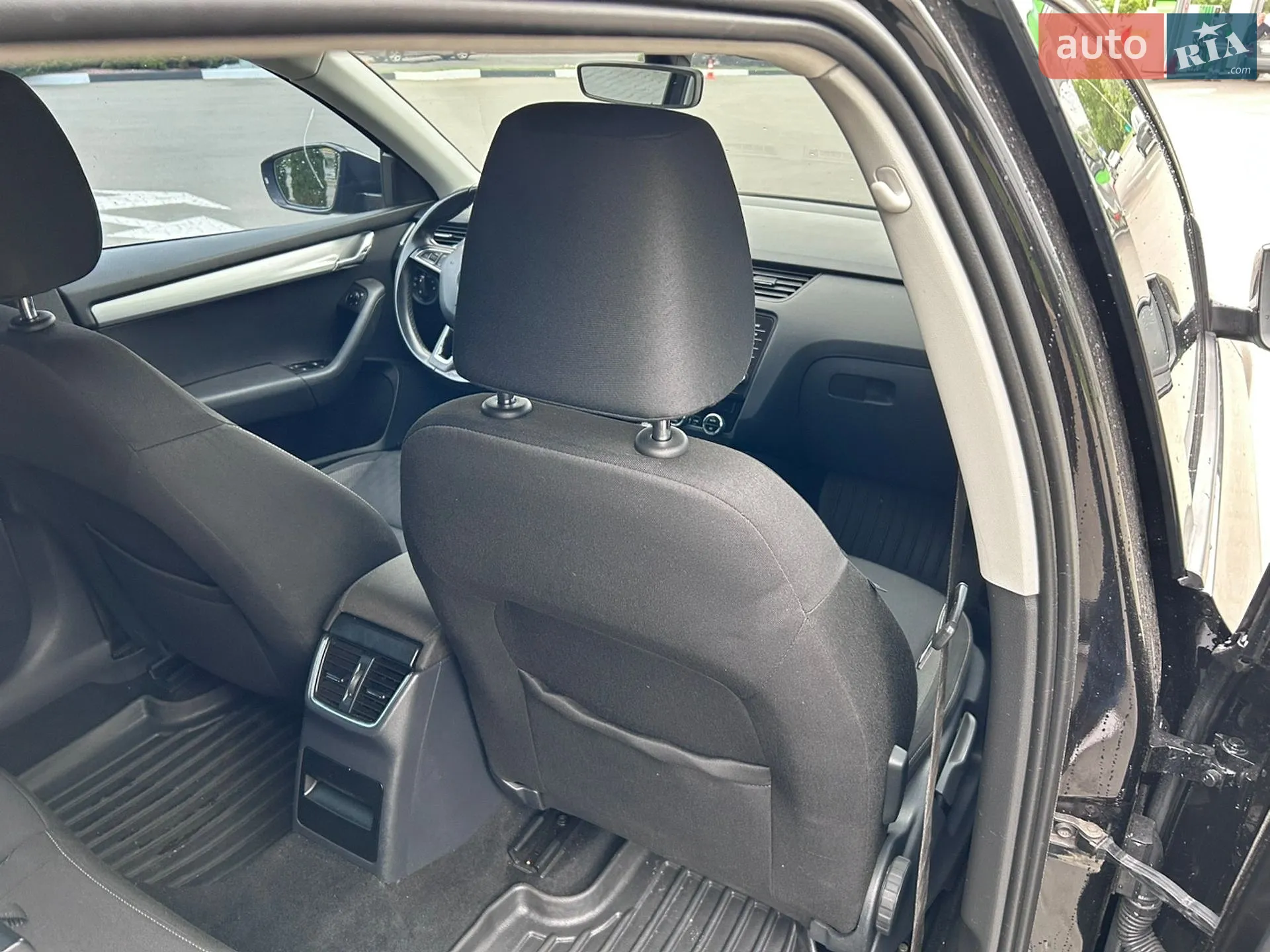 2017 Skoda Octavia - мініатюра 23