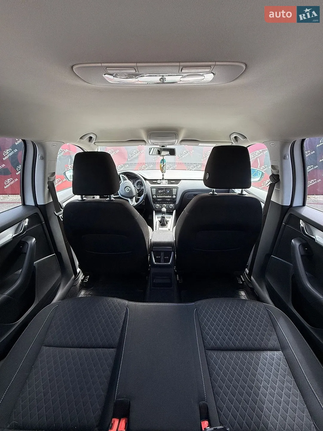 2015 Skoda Octavia - мініатюра 17