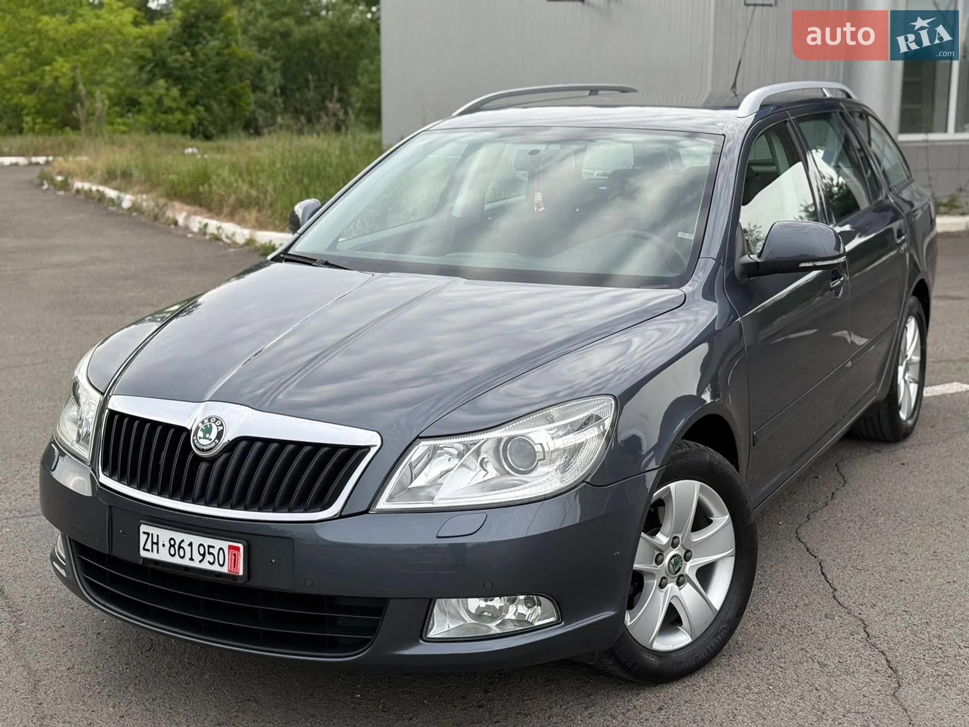 2010 Skoda Octavia - мініатюра 3