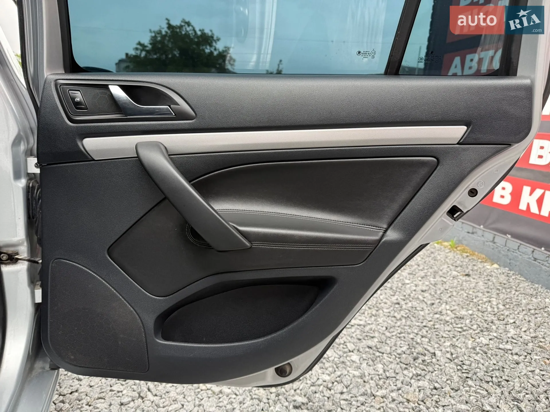 2012 Skoda Octavia - мініатюра 13