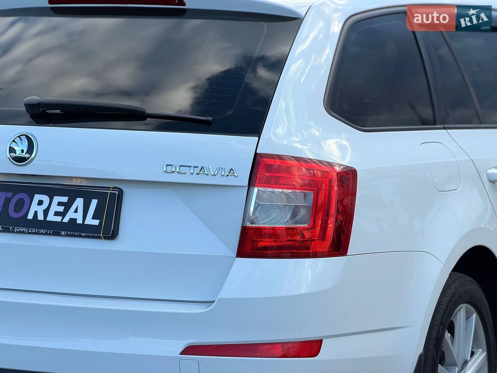 2015 Skoda Octavia - мініатюра 23