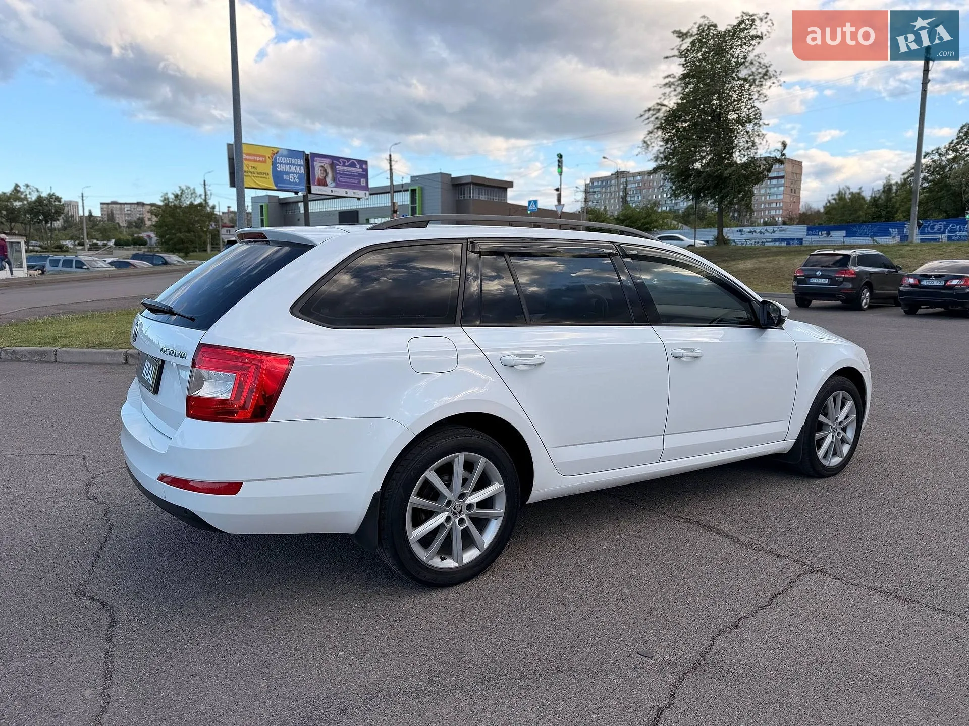 2015 Skoda Octavia - мініатюра 25