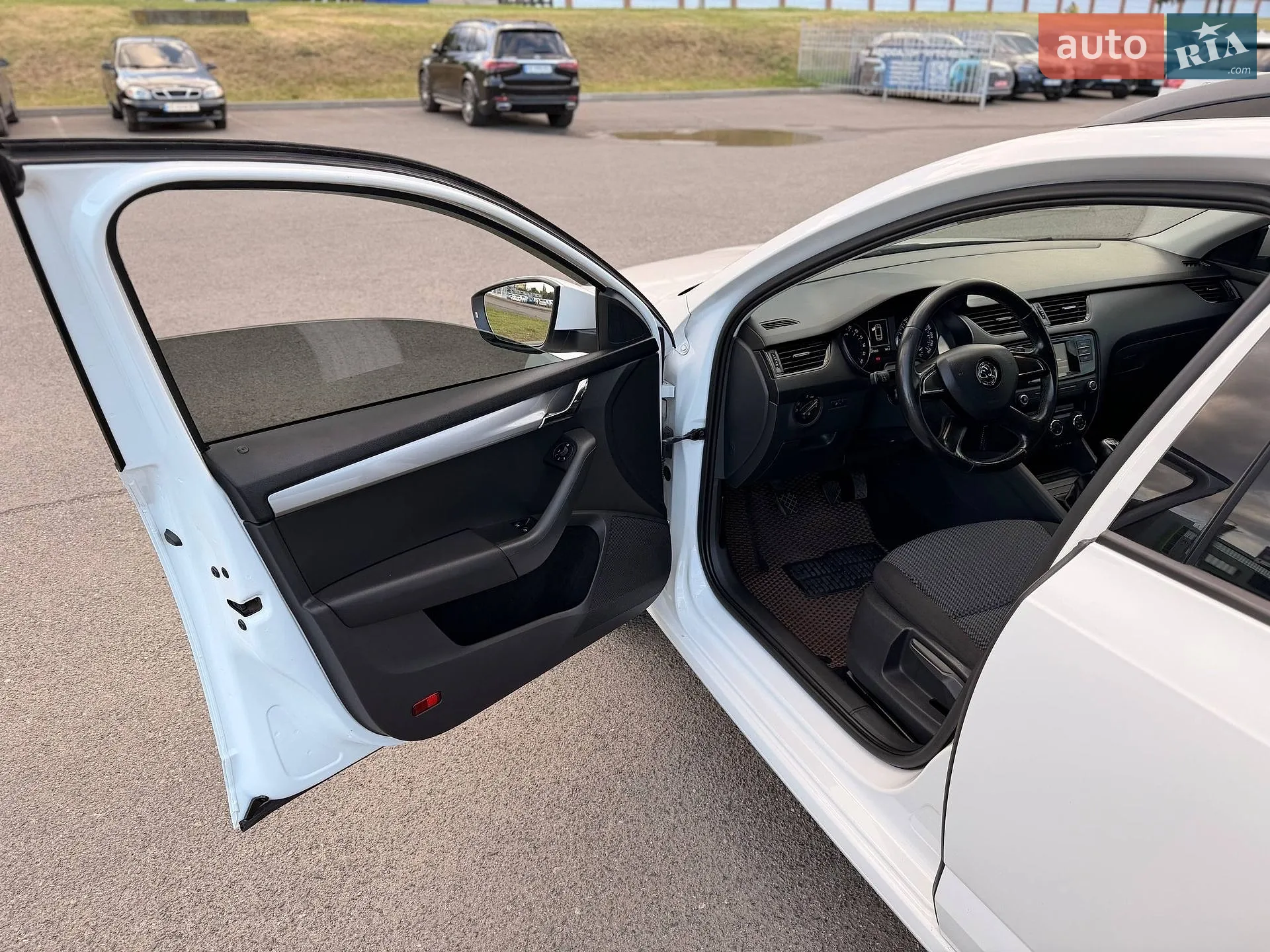 2015 Skoda Octavia - мініатюра 36