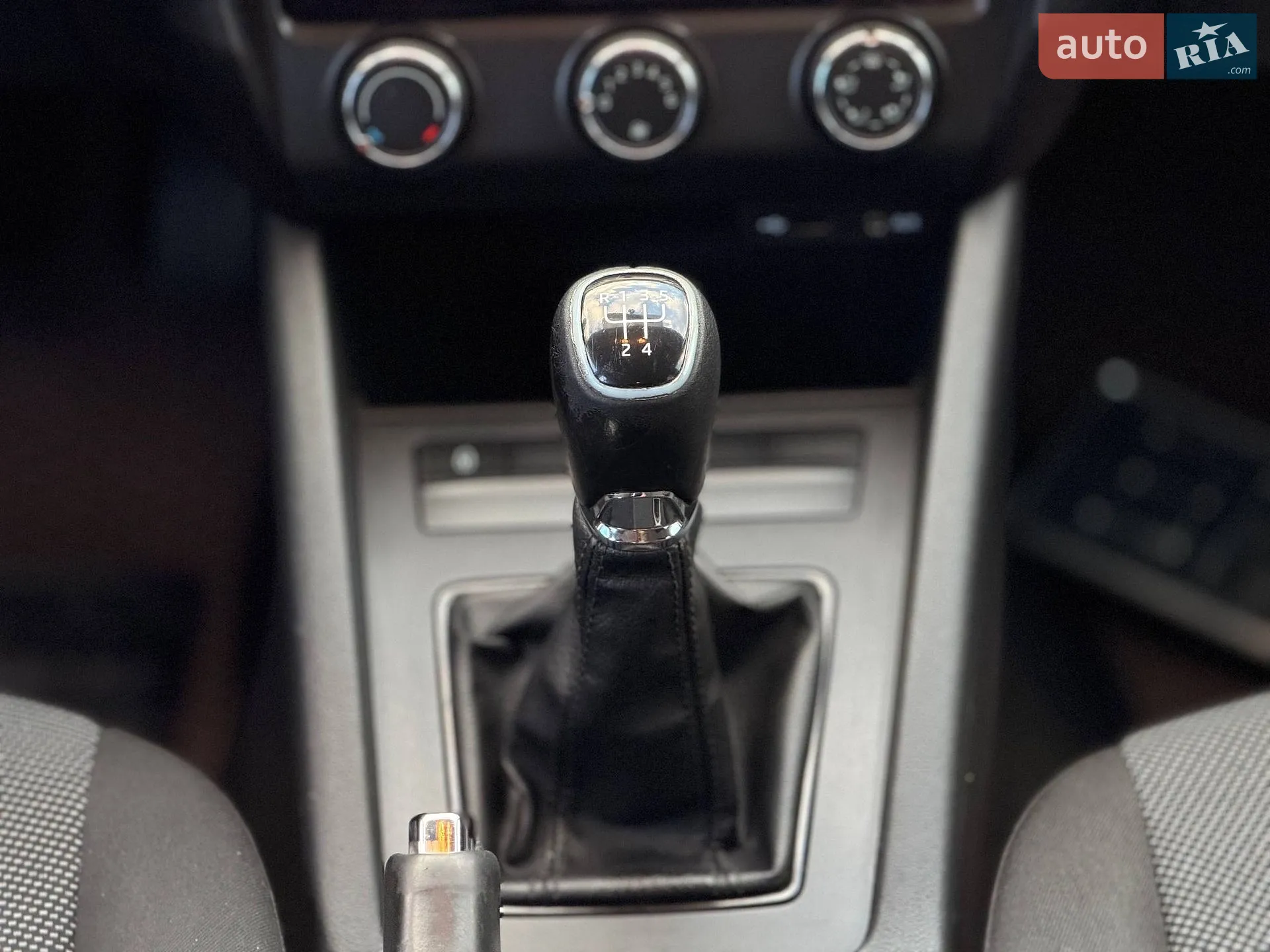 2015 Skoda Octavia - мініатюра 59