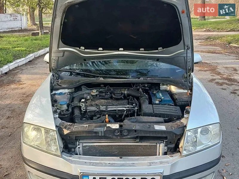 Skoda Octavia 2008 VIN TMBKS41Z78B153904 фото оголошення 8 з 37