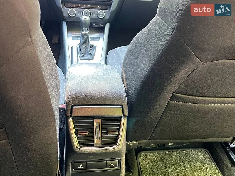 Skoda Octavia 2016 VIN TMBLK7NE5H0126161 фото оголошення 10 з 55