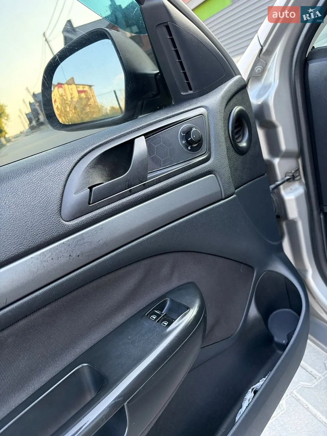 2010 Skoda Octavia - мініатюра 16