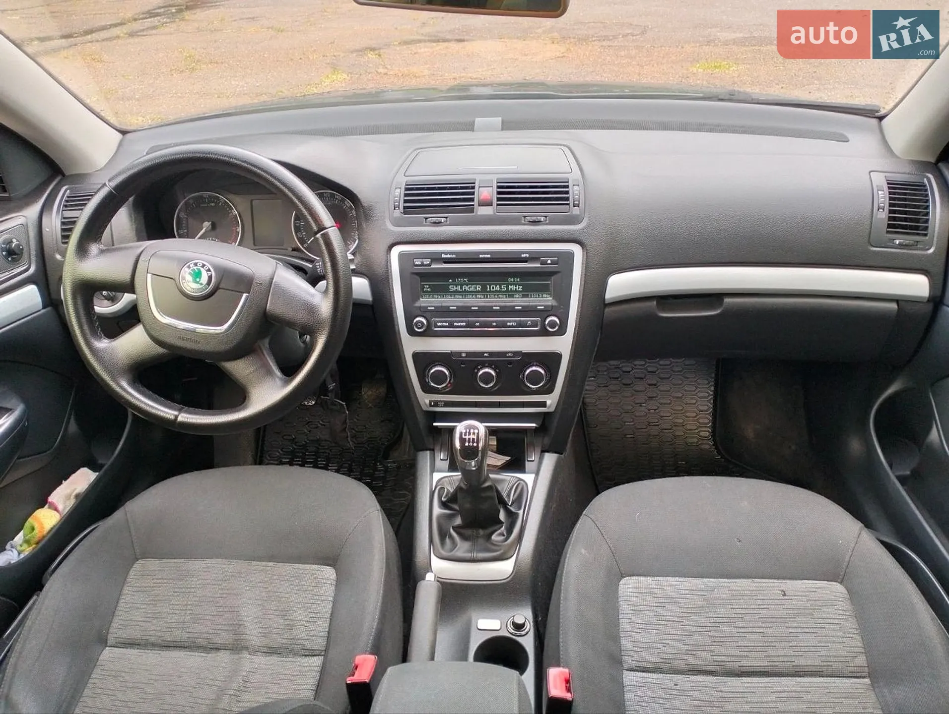 2010 Skoda Octavia - мініатюра 27