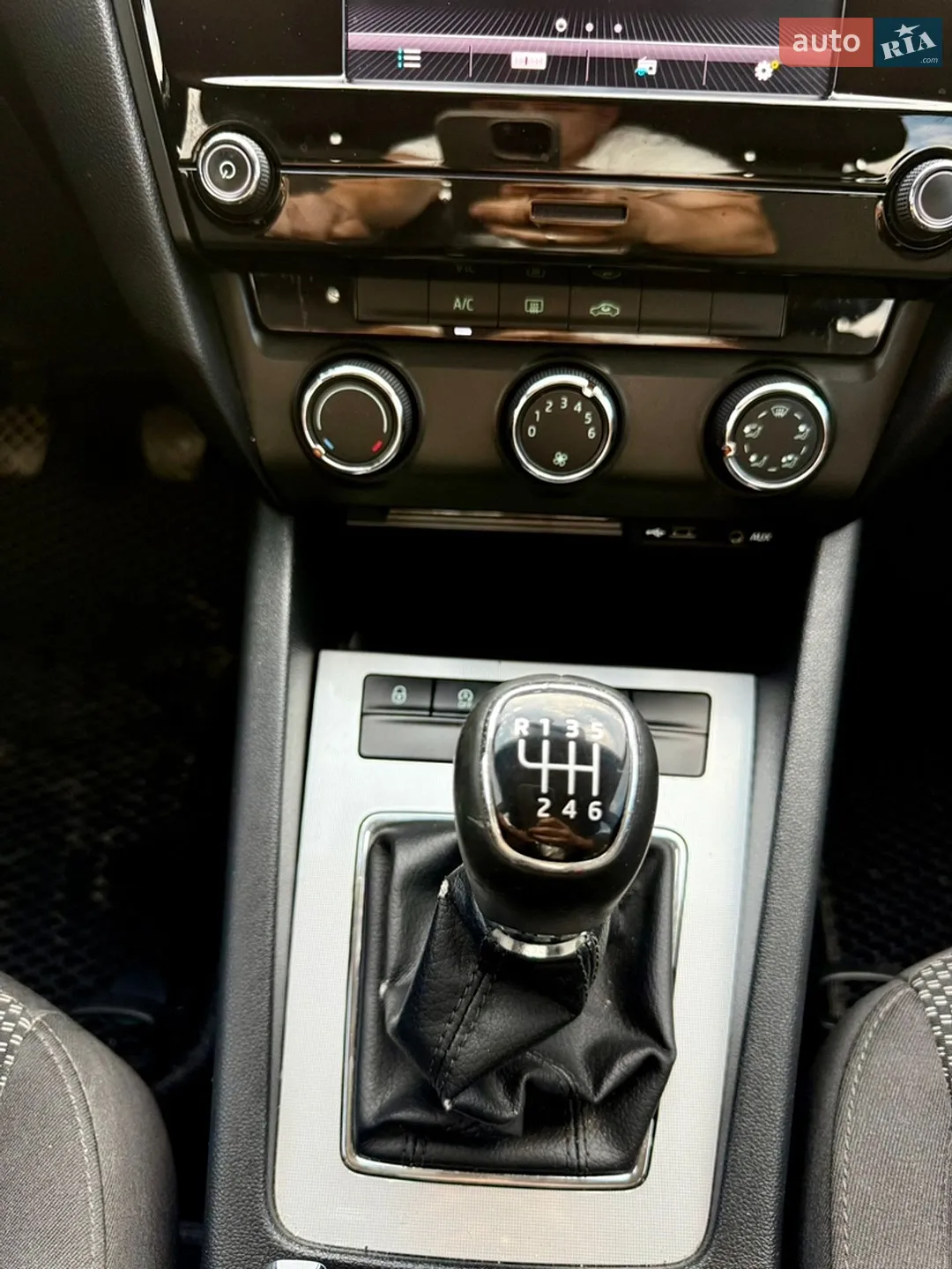 2014 Skoda Octavia - мініатюра 20