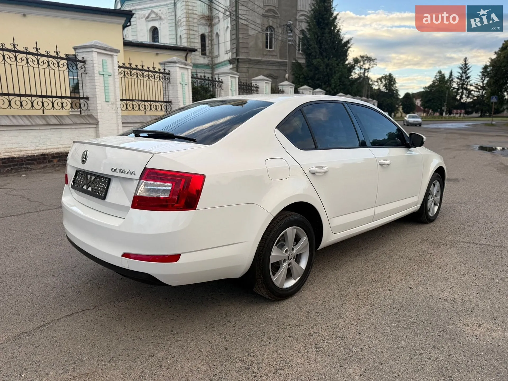 2016 Skoda Octavia - мініатюра 12