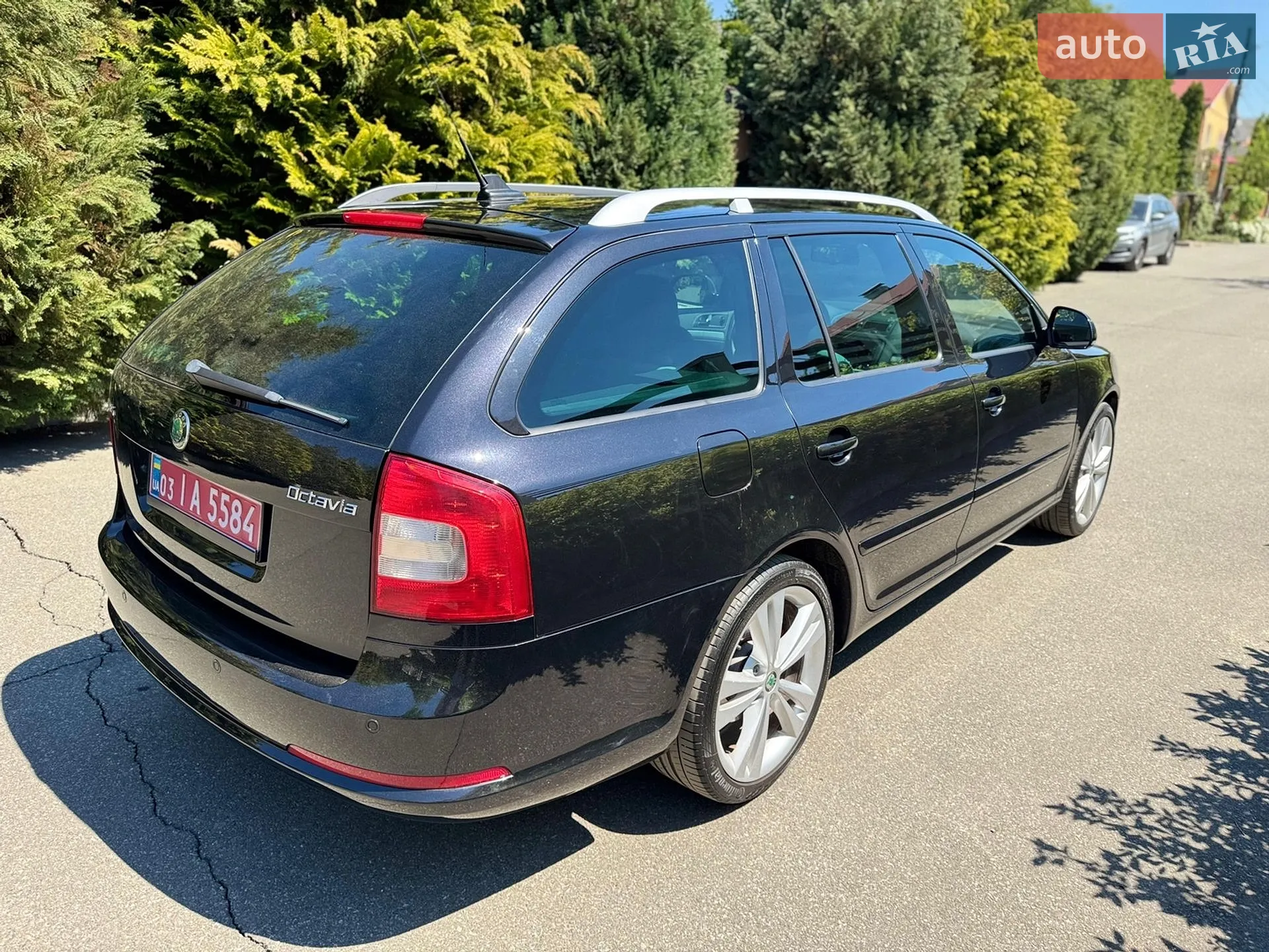 2010 Skoda Octavia - мініатюра 17
