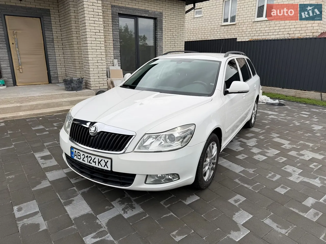 2010 Skoda Octavia - мініатюра 111