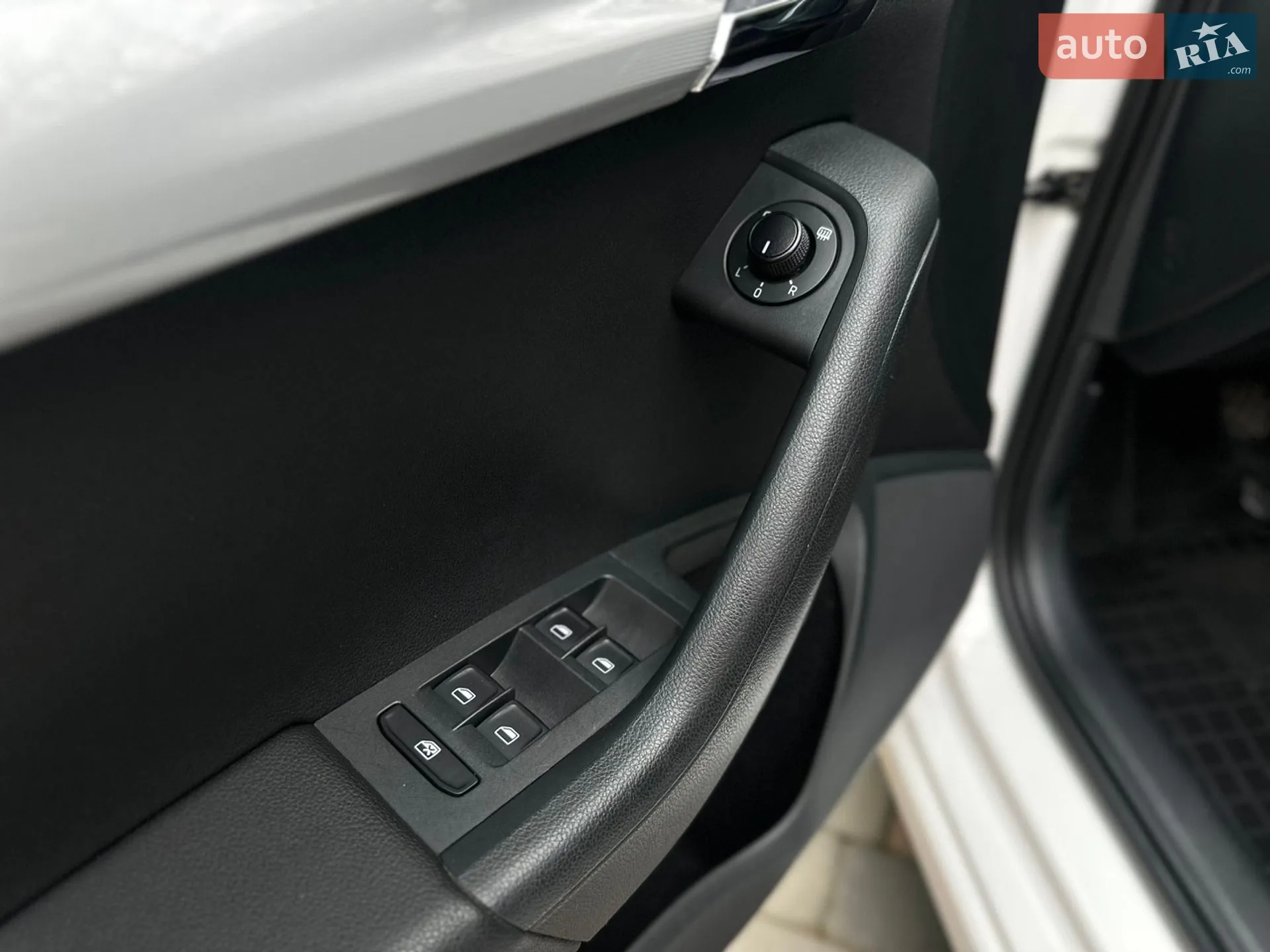 2014 Skoda Octavia - мініатюра 29