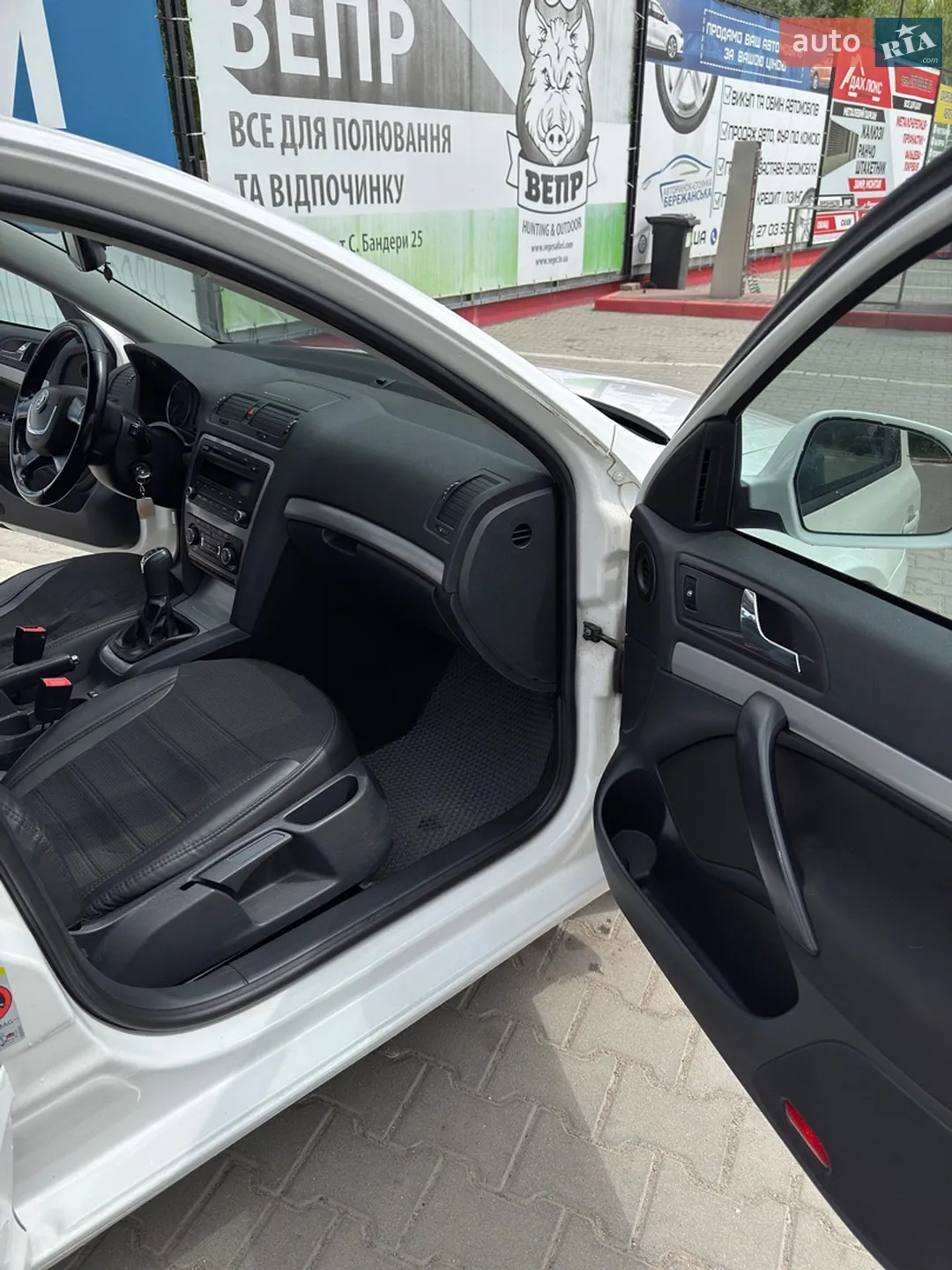 2012 Skoda Octavia - мініатюра 26