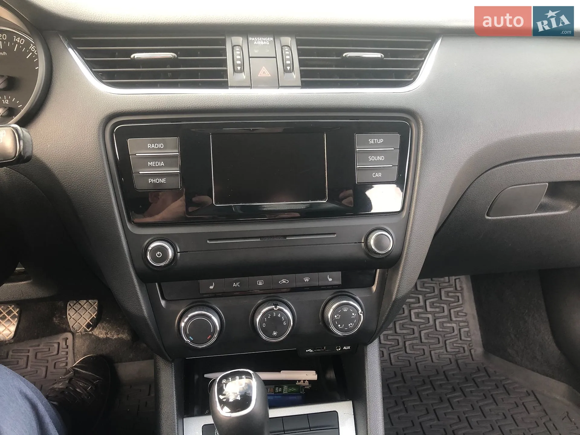 2014 Skoda Octavia - мініатюра 12