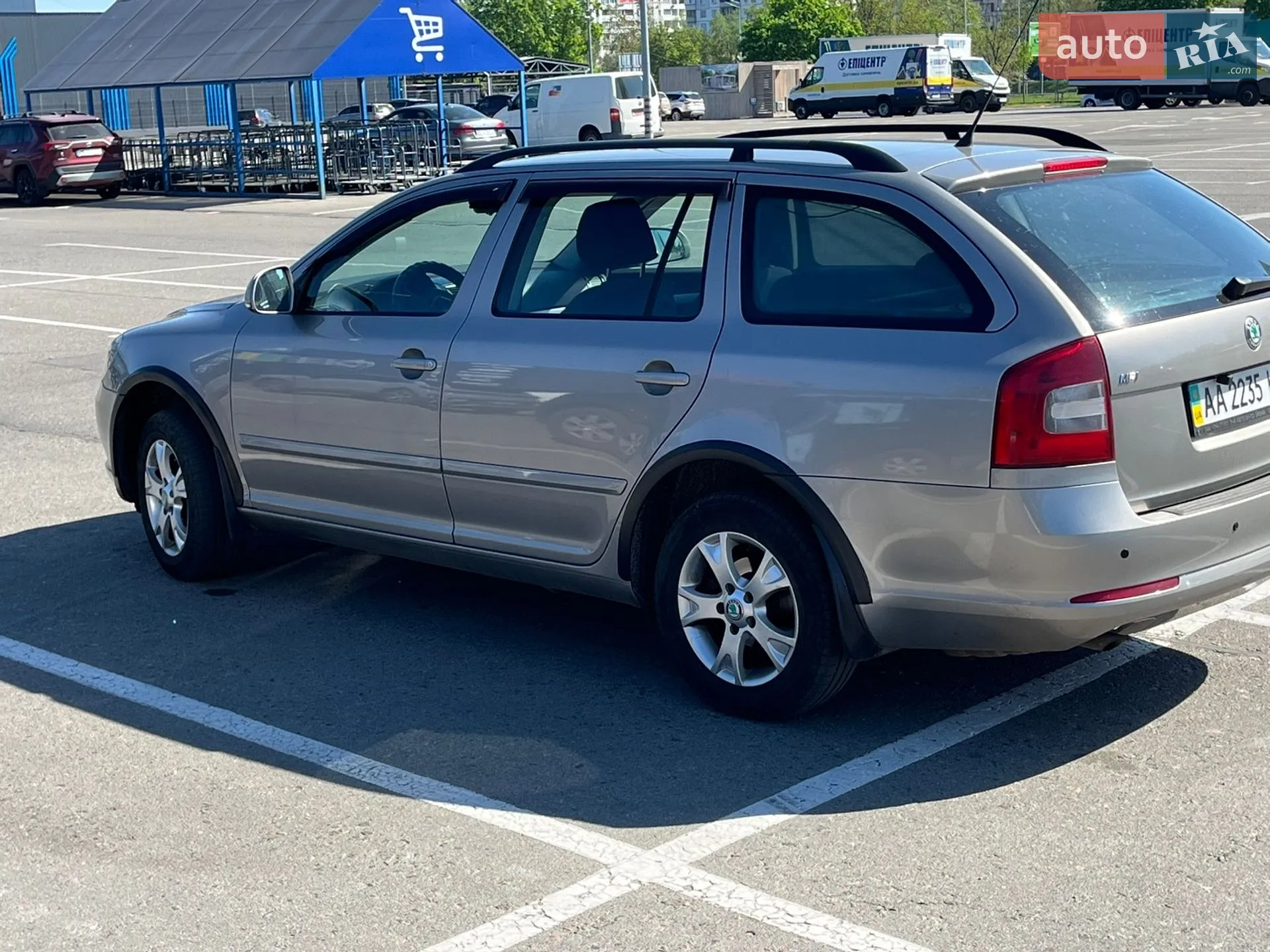 2010 Skoda Octavia - мініатюра 4