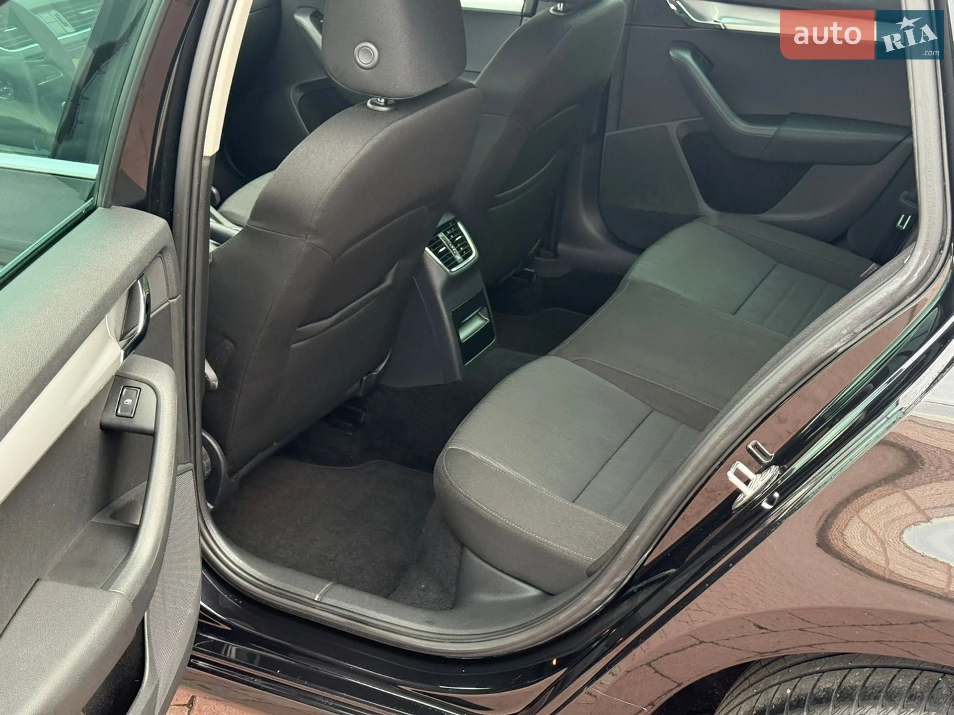 2017 Skoda Octavia - мініатюра 62