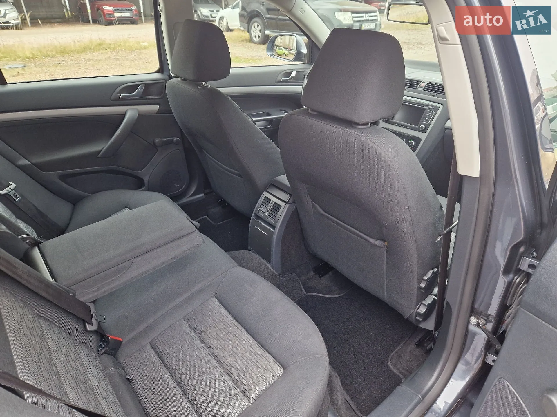 2012 Skoda Octavia - мініатюра 31