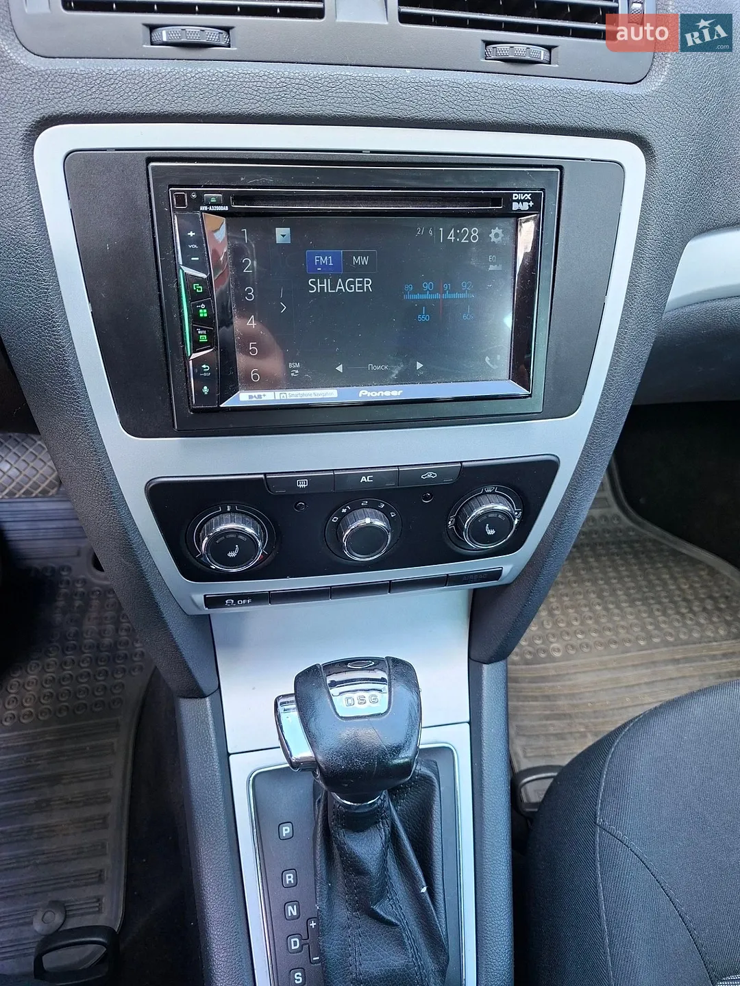 2011 Skoda Octavia - мініатюра 19