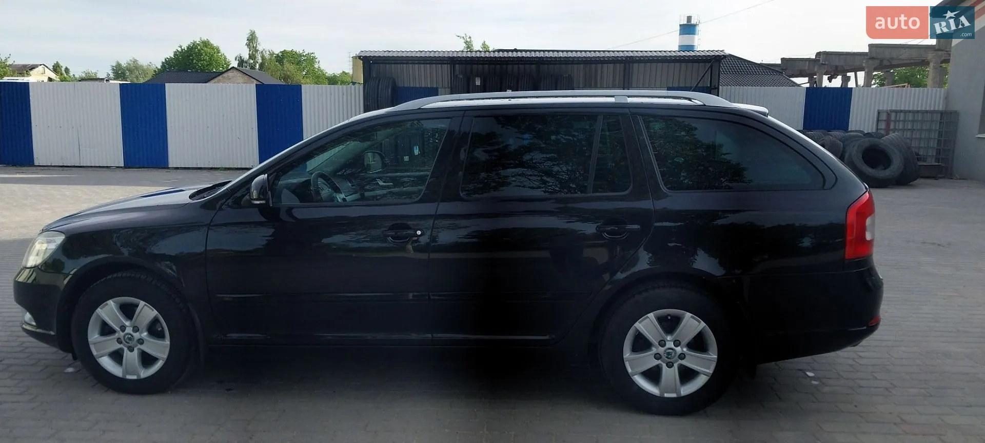 2011 Skoda Octavia - мініатюра 12