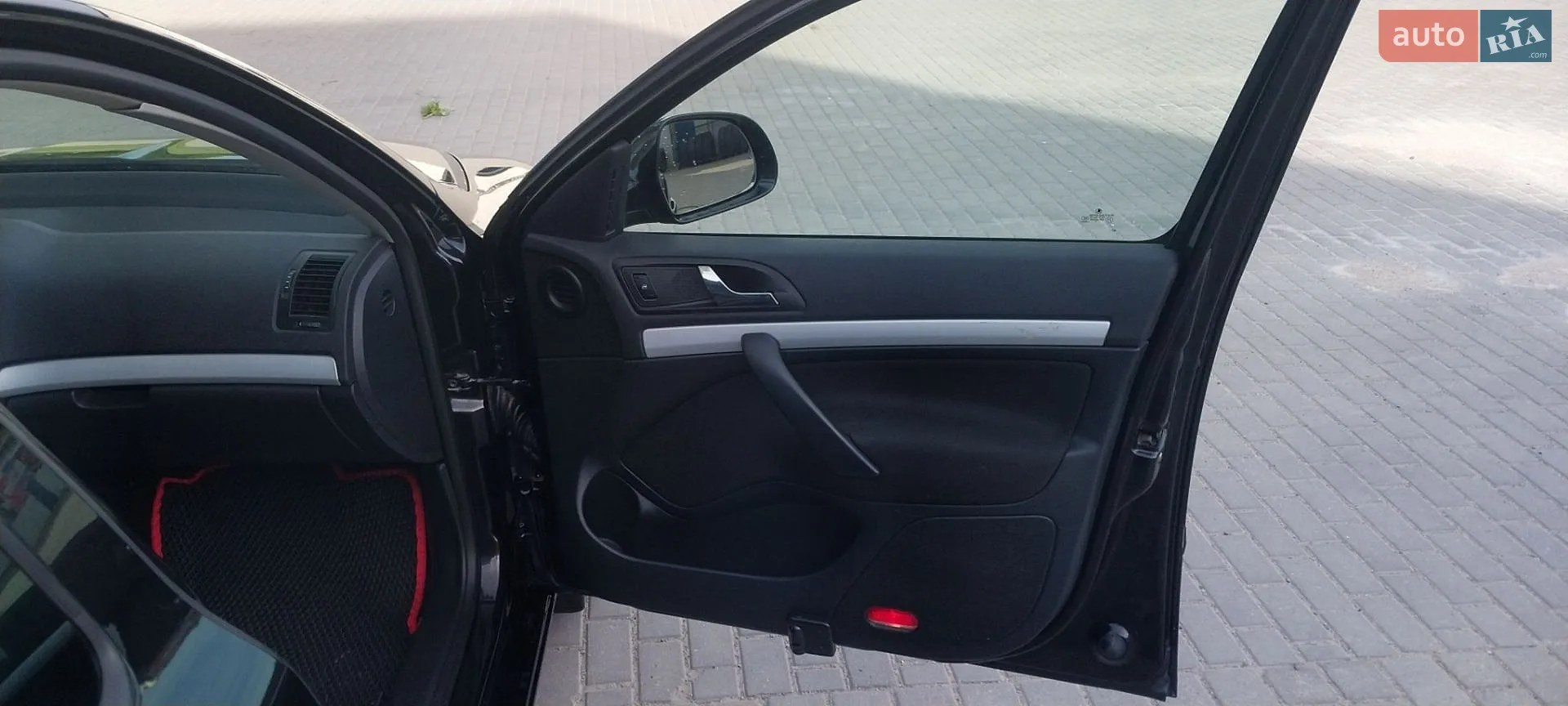 2011 Skoda Octavia - мініатюра 17