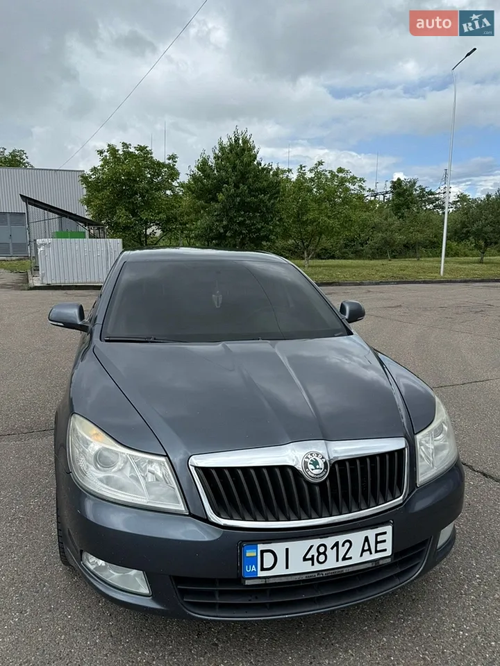 2010 Skoda Octavia - мініатюра 19