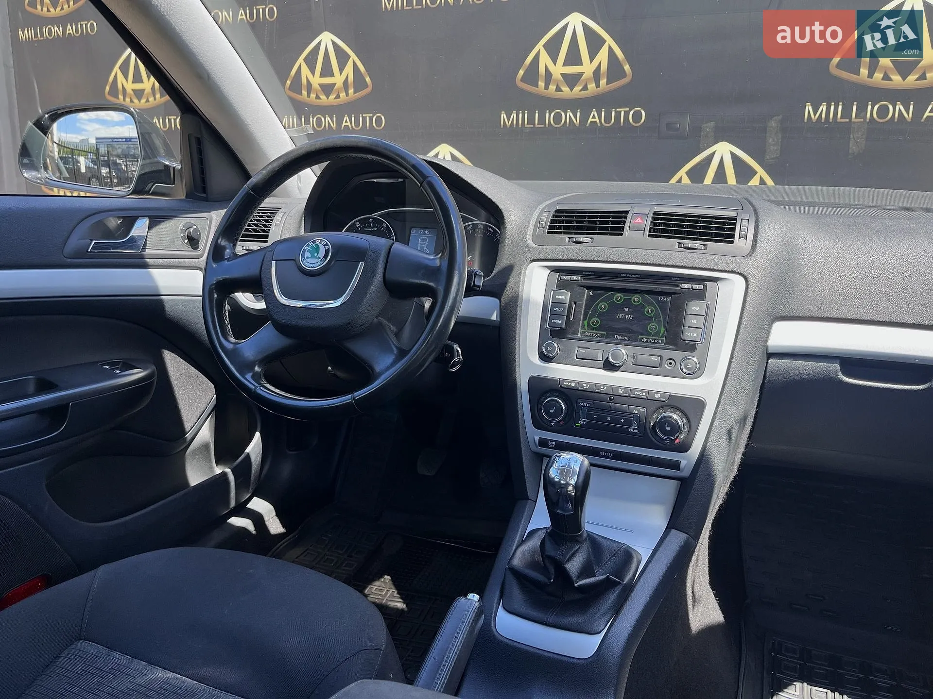 2010 Skoda Octavia - мініатюра 15
