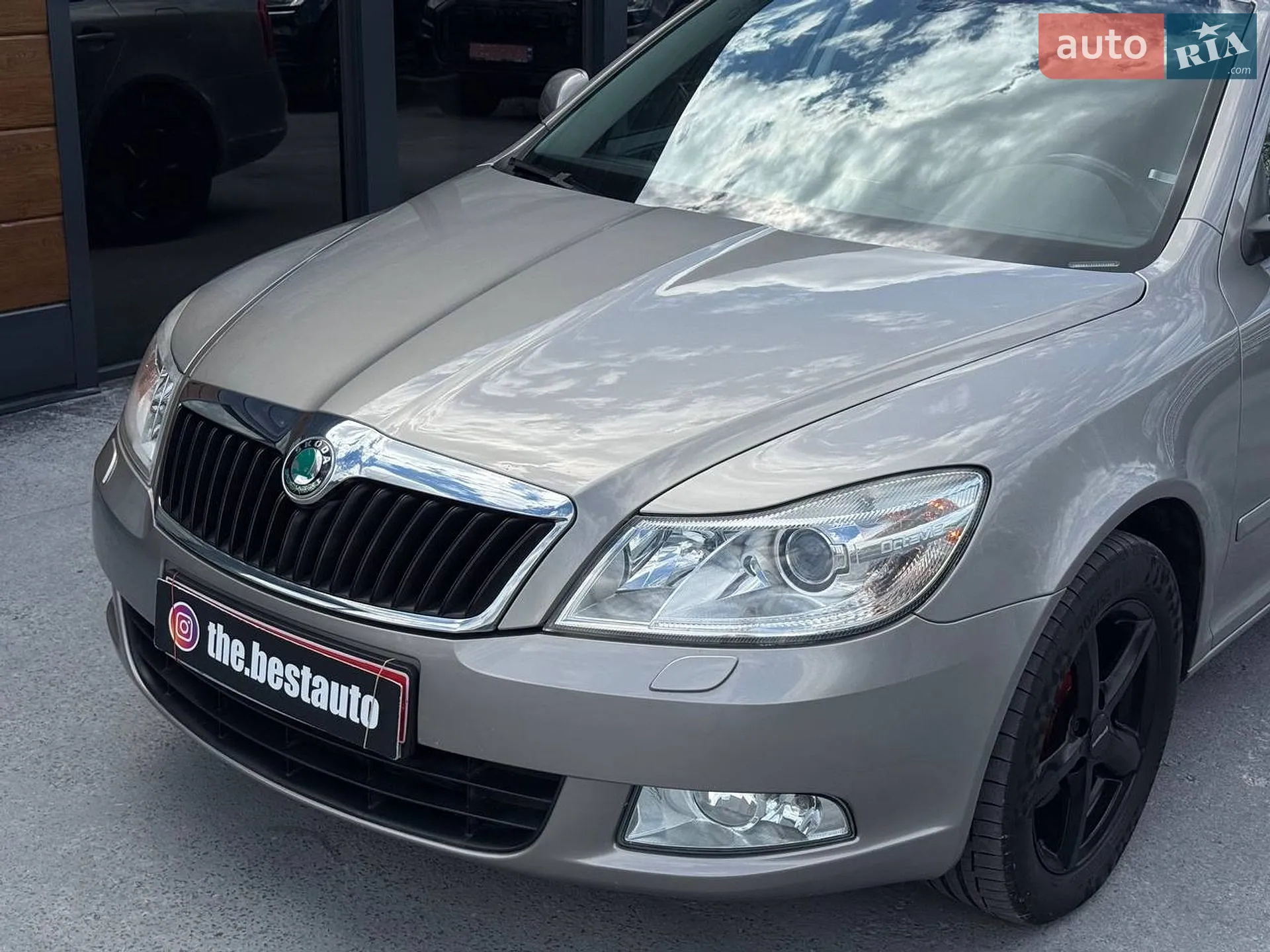 2011 Skoda Octavia - мініатюра 13