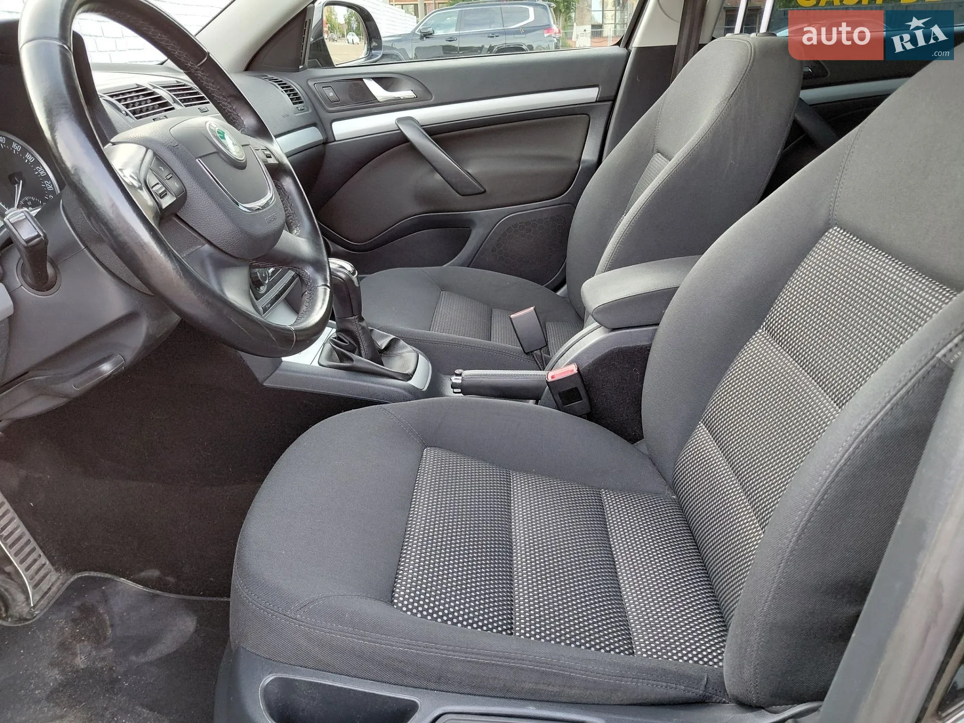 2013 Skoda Octavia - мініатюра 21