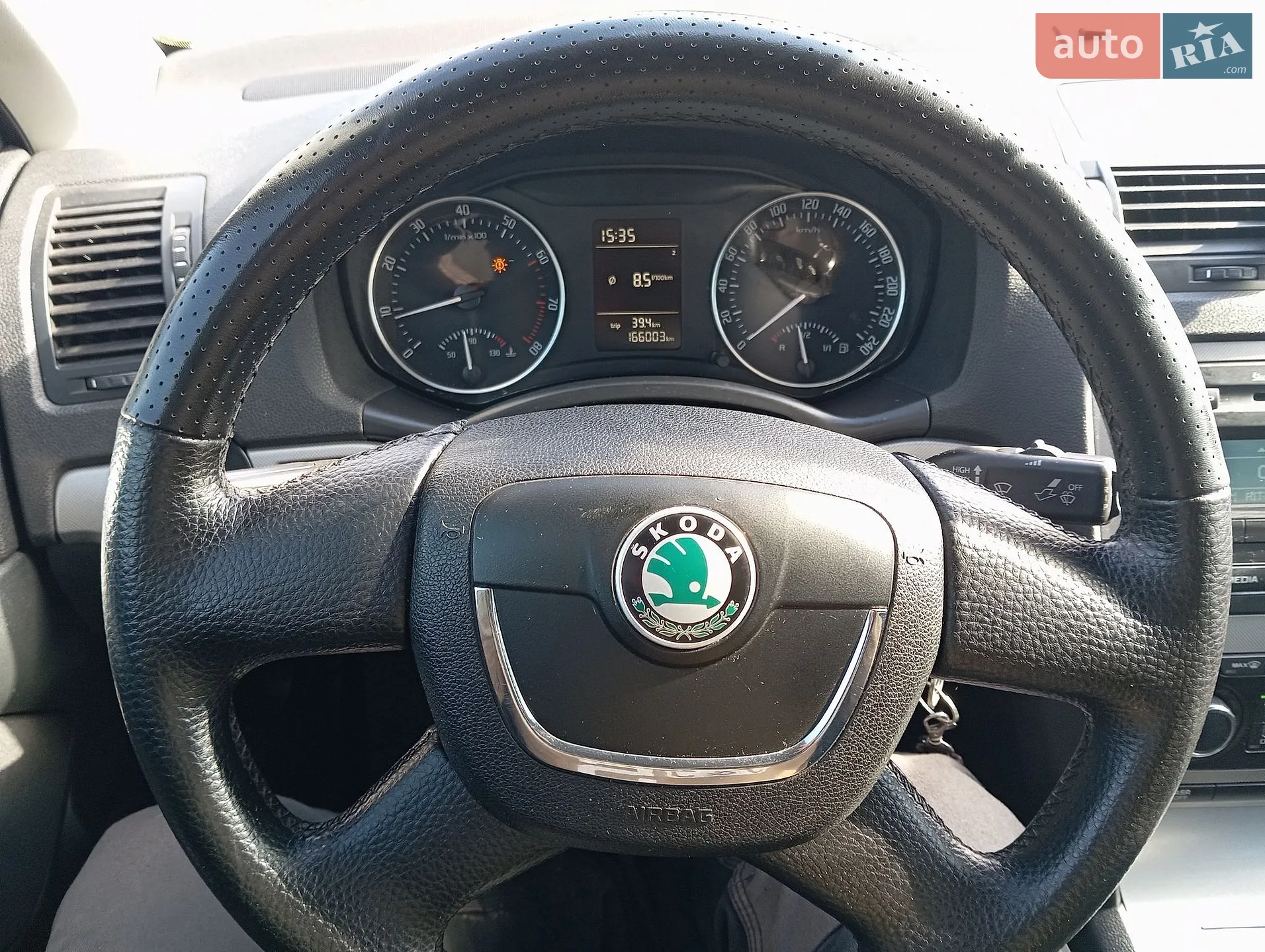 2010 Skoda Octavia - мініатюра 25